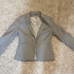 Gray blazer